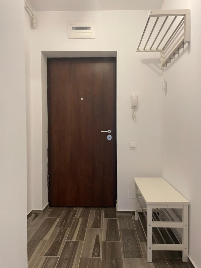New Studio 피테슈티 외부 사진